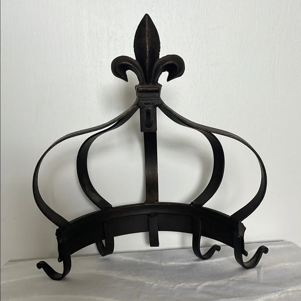 Brass brown Crown Hook Wall Decor with Fleur-de-lis